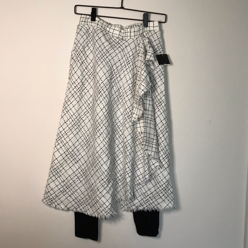 Zara White and Black Midi Skirt